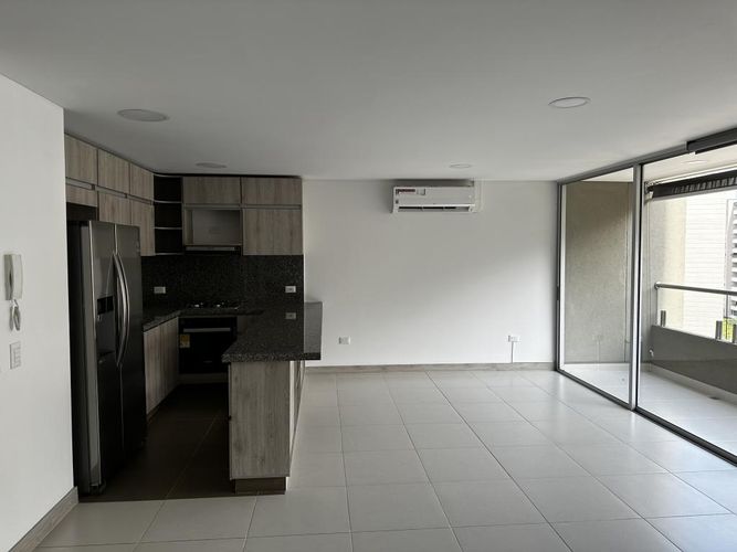 Apartamento de 2 alcobas en venta en La Flora, Cali, 83 m² · foto 11 de 24