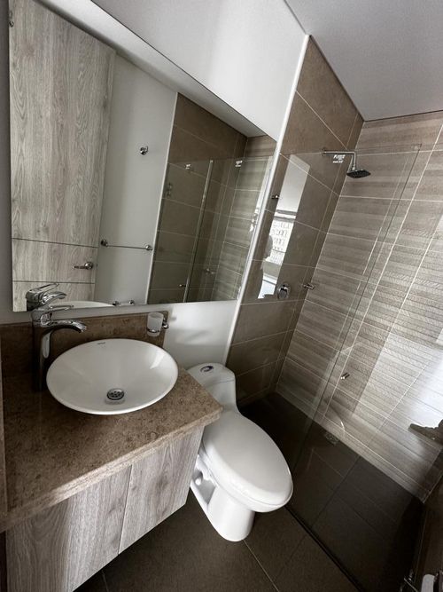 Apartamento de 2 alcobas en venta en La Flora, Cali, 83 m² · foto 22 de 24