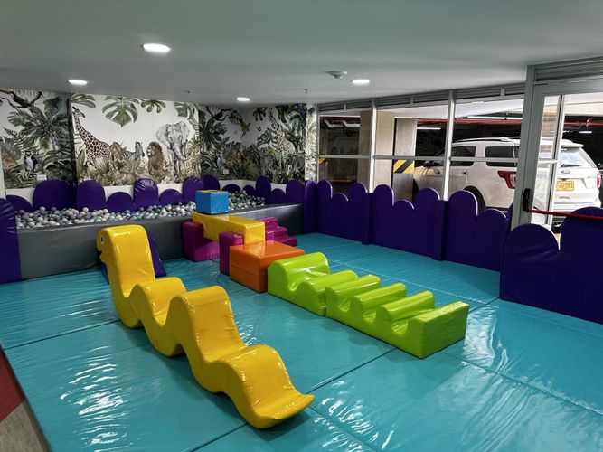 Apartamento de 2 alcobas en venta en La Flora, Cali, 83 m² · foto 23 de 24