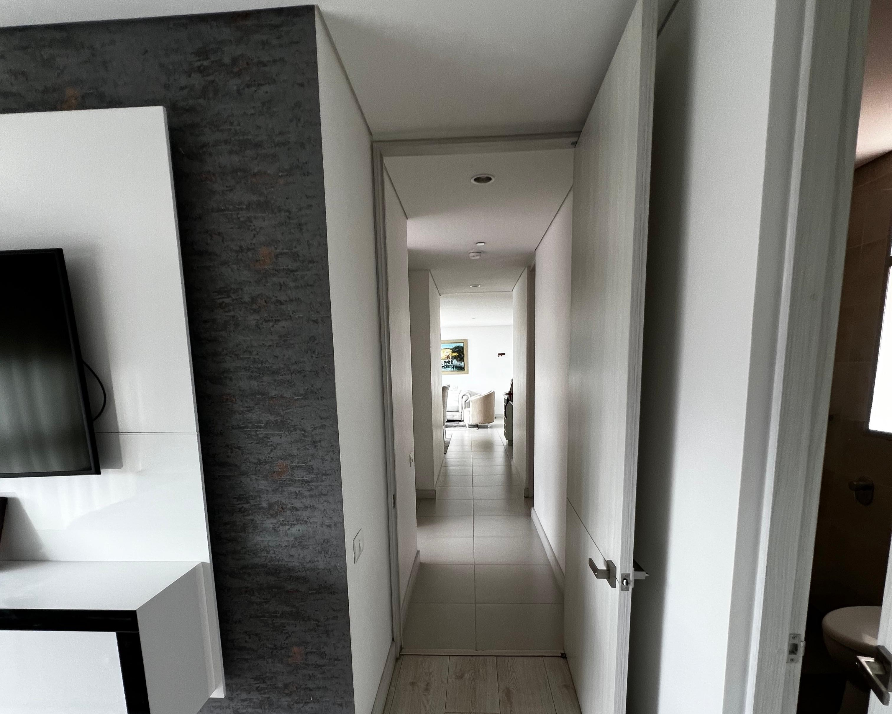 Apartamento en venta en Cumbres, Envigado · foto 3 de 10