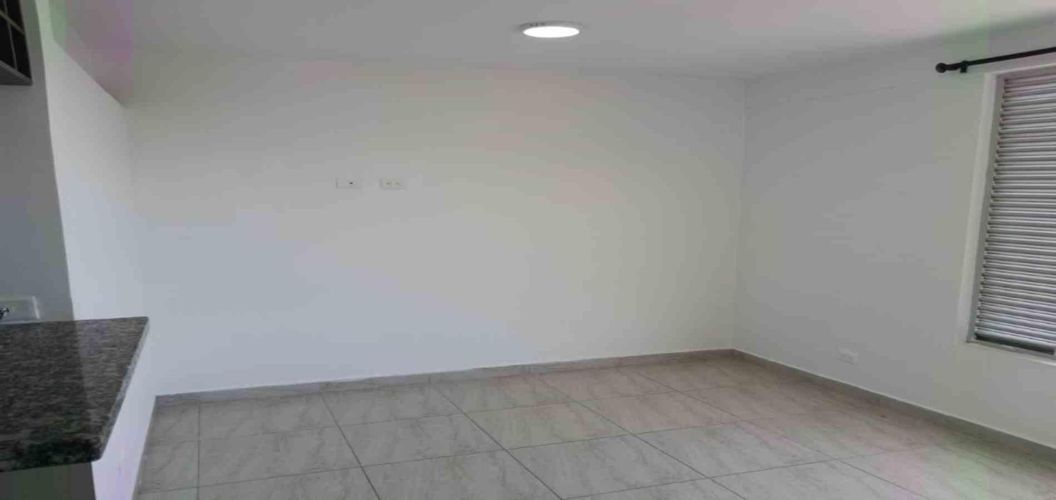 Apartamento de 2 alcobas en venta en Niquia, Bello, 35 m² · foto 2 de 10