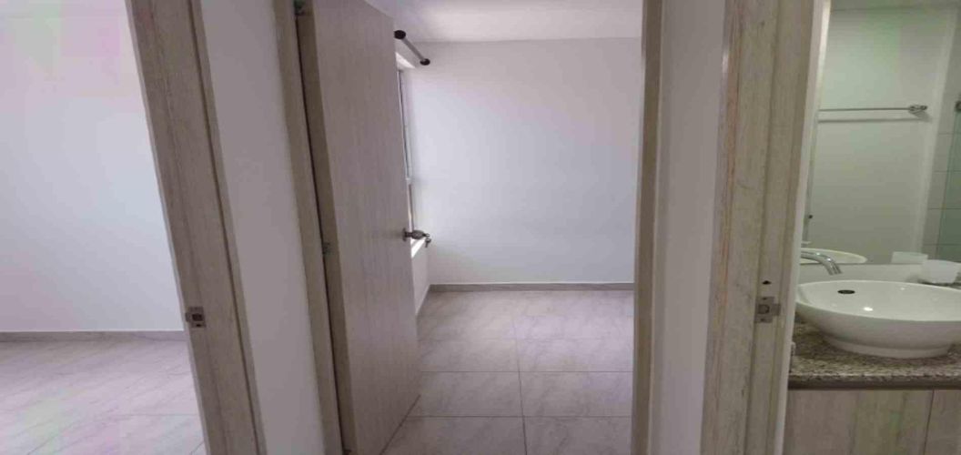 Apartamento de 2 alcobas en venta en Niquia, Bello, 35 m² · foto 7 de 10