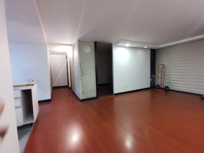 Apartamento de 3 alcobas en arriendo en Estrella Del Norte, Bogotá, 79 m² · foto 4 de 22
