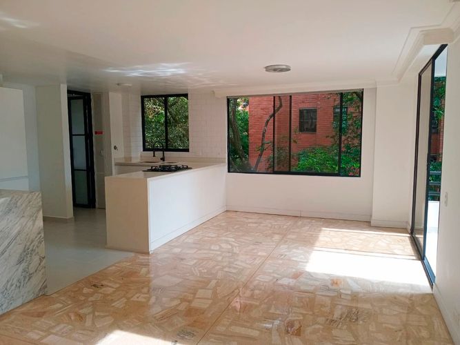 Apartamento de 3 alcobas en arriendo en El Poblado, Medellín, 110 m² · foto 3 de 17