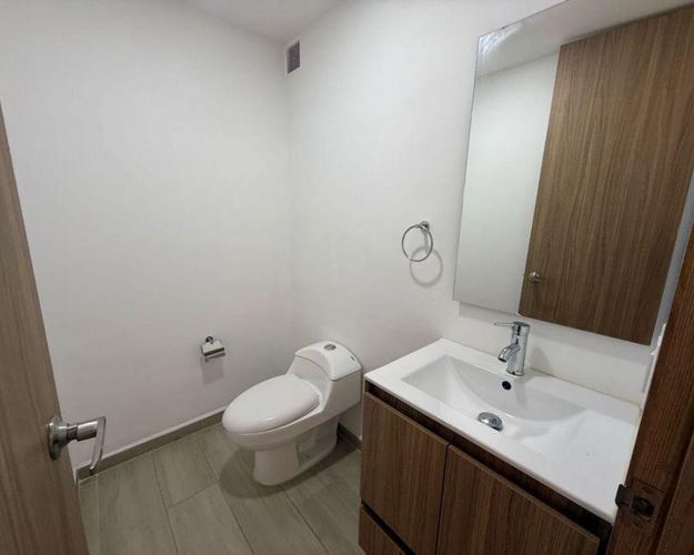 Casa de 3 alcobas en venta en San Nicolas, La Ceja, 134 m² · foto 10 de 13