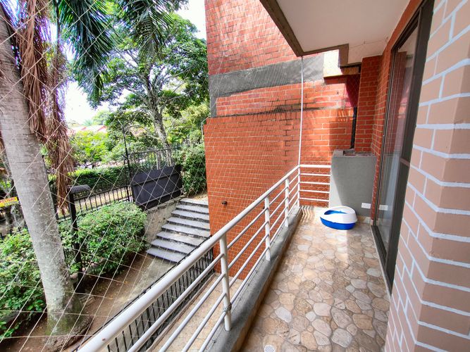 Casa de 4 alcobas en venta en Ciudad Jardin, Cali, 198 m² · foto 18 de 19