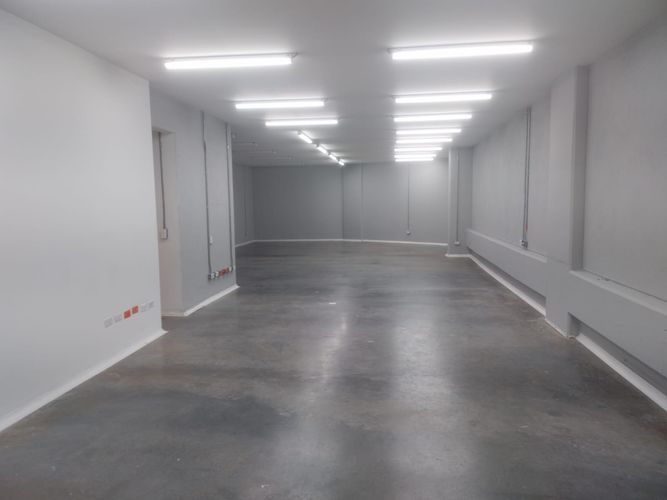 Oficina en arriendo en El Poblado, Medellín, 460 m² · foto 2 de 18