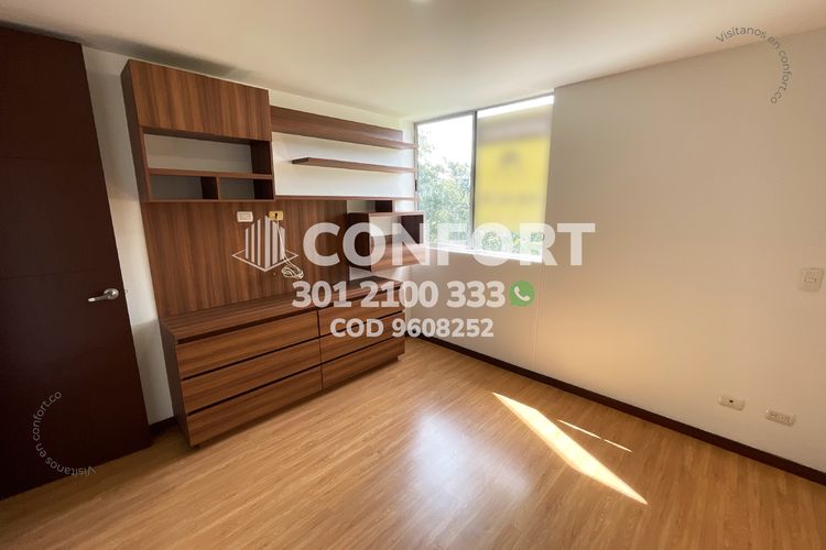Apartamento de 3 alcobas en arriendo en Loma Del Esmeraldal, Envigado, 90 m² · foto 10 de 24