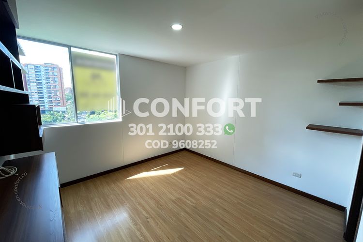 Apartamento de 3 alcobas en arriendo en Loma Del Esmeraldal, Envigado, 90 m² · foto 13 de 24