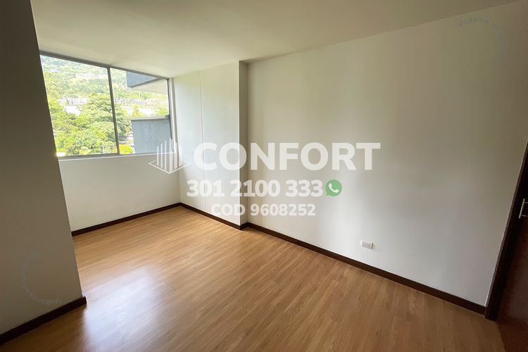 Apartamento de 3 alcobas en arriendo en Loma Del Esmeraldal, Envigado, 90 m² · foto 18 de 24