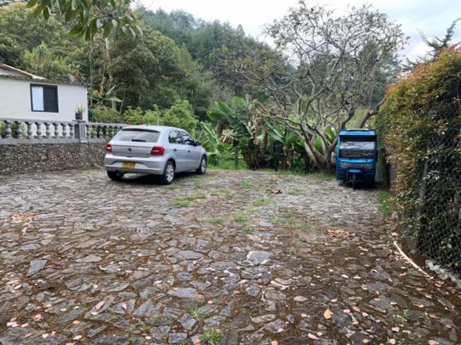 Finca en venta en El Retiro, 200 m² · foto 6 de 7