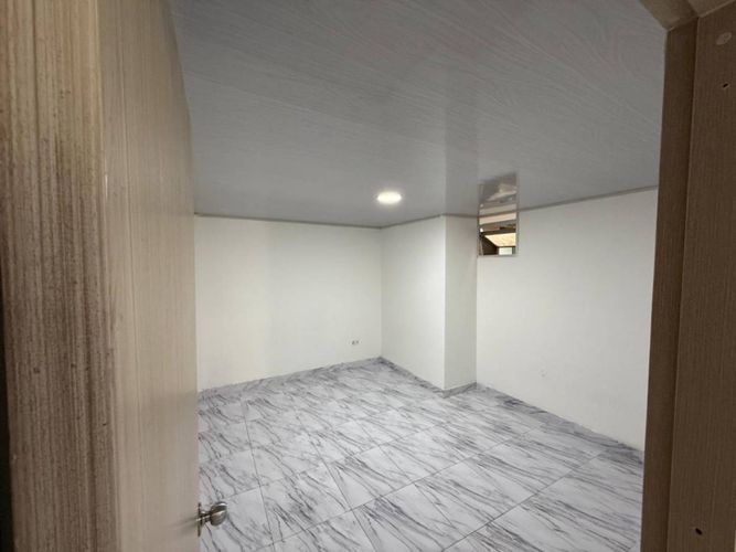 Casa de 22 alcobas en venta en Alcala, Bogotá, 209 m² · foto 5 de 13