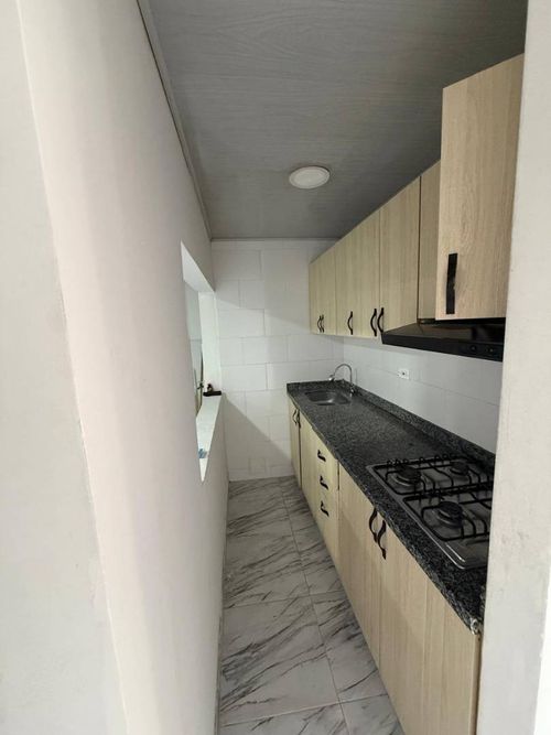 Casa de 22 alcobas en venta en Alcala, Bogotá, 209 m² · foto 9 de 13