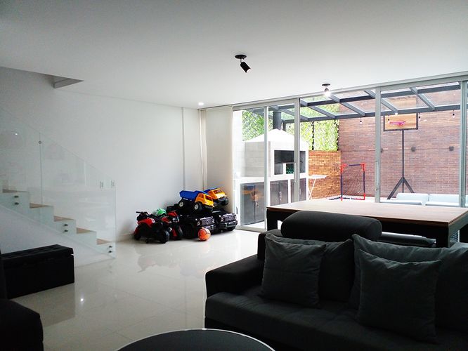 Casa de 3 alcobas en venta en Santa Catalina, Envigado, 209 m² · foto 6 de 20