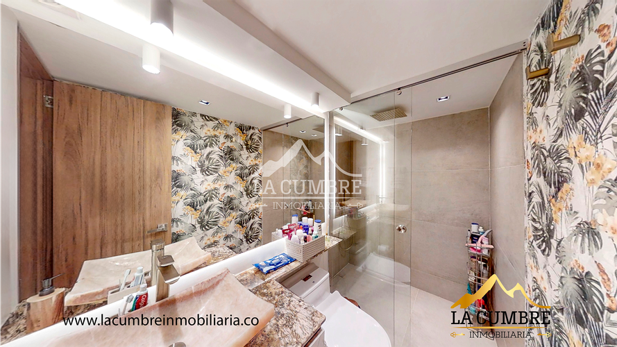 Apartamento de 3 alcobas en arriendo en El Poblado, Medellín, 175 m² · foto 17 de 19