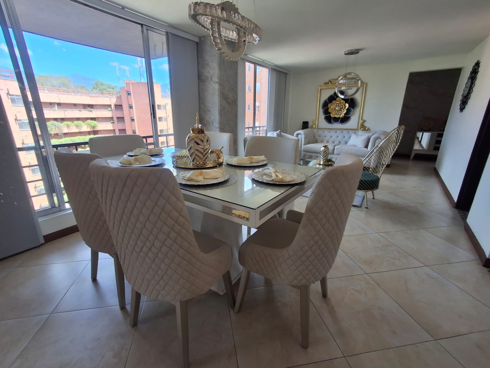 Apartamento en venta en Belén, Medellín · foto 2 de 15