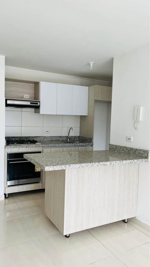 Apartamento de 3 alcobas en venta en Hacienda Alcalá, Girón, 61 m² · foto 4 de 10