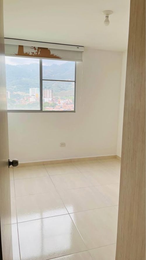 Apartamento de 3 alcobas en venta en Hacienda Alcalá, Girón, 61 m² · foto 6 de 10