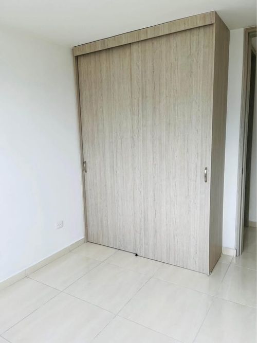 Apartamento de 3 alcobas en venta en Hacienda Alcalá, Girón, 61 m² · foto 7 de 10