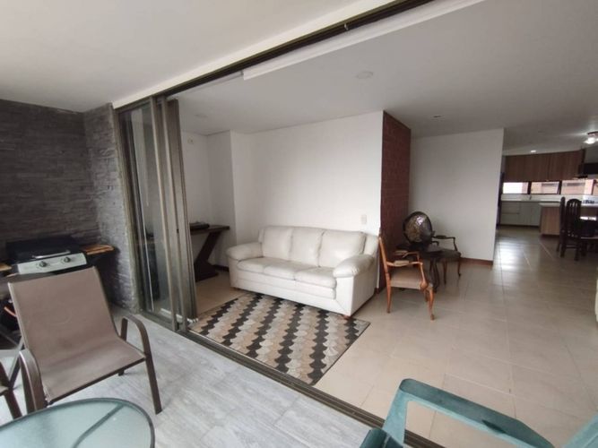 Apartamento de 3 alcobas en arriendo en El Poblado, Medellín, 139 m² · foto 9 de 17
