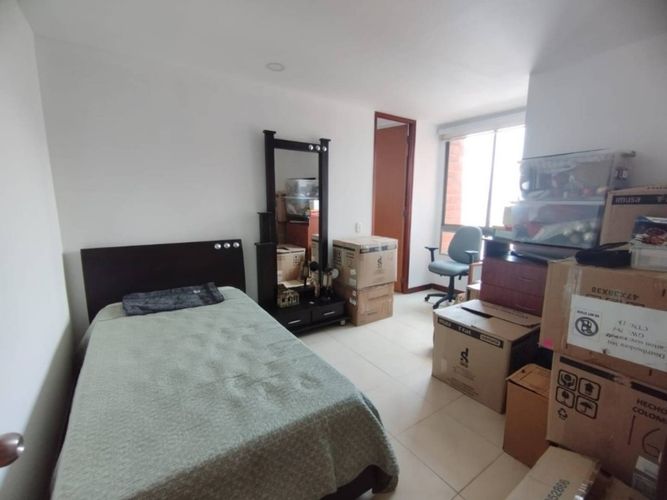 Apartamento de 3 alcobas en arriendo en El Poblado, Medellín, 139 m² · foto 14 de 17