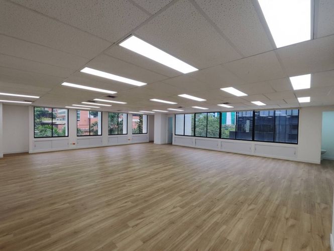 Oficina en arriendo en Milla De Oro, Medellín, 130 m² · foto 13 de 13