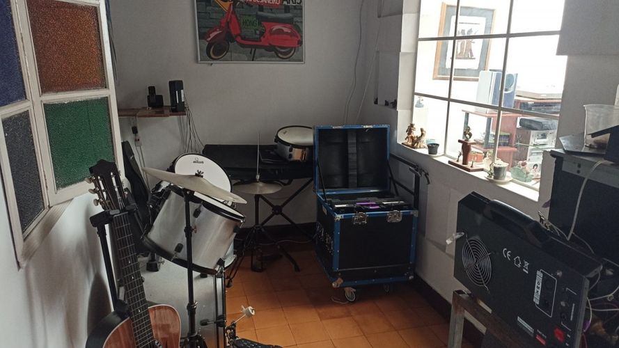 Casa de 6 alcobas en venta en Calasanz, Medellín, 226 m² · foto 9 de 11