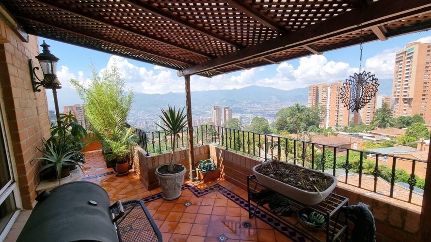 Apartamento de 3 alcobas en venta en La Calera, Medellín, 370 m² · foto 17 de 24