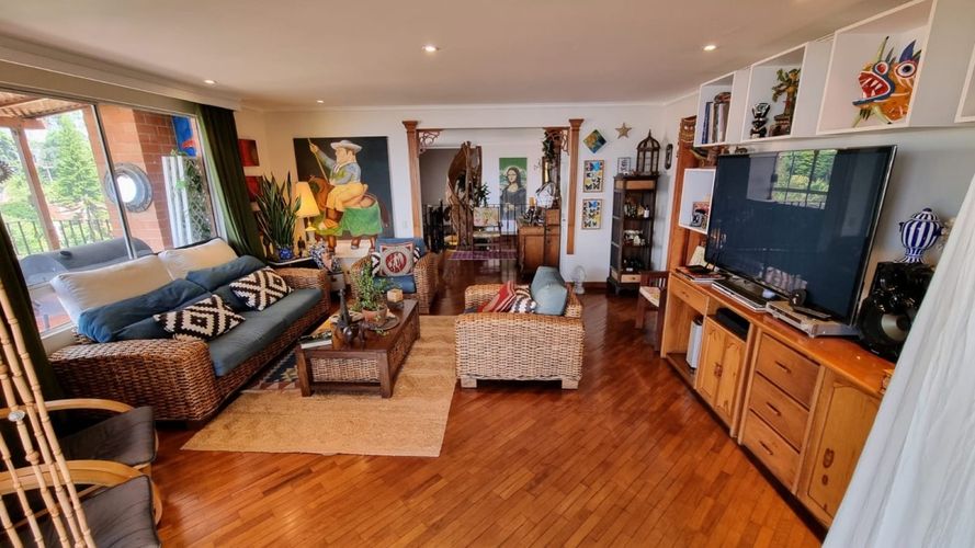 Apartamento de 3 alcobas en venta en La Calera, Medellín, 370 m² · foto 19 de 24