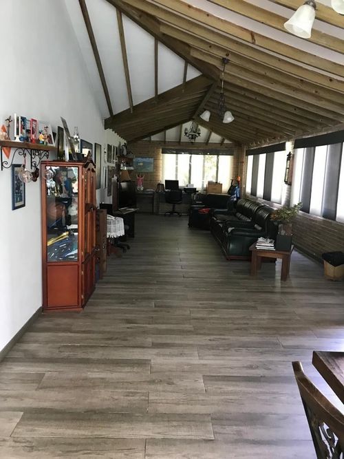 Casa de 5 alcobas en venta en Gualanday, Rionegro, 430 m² · foto 5 de 9