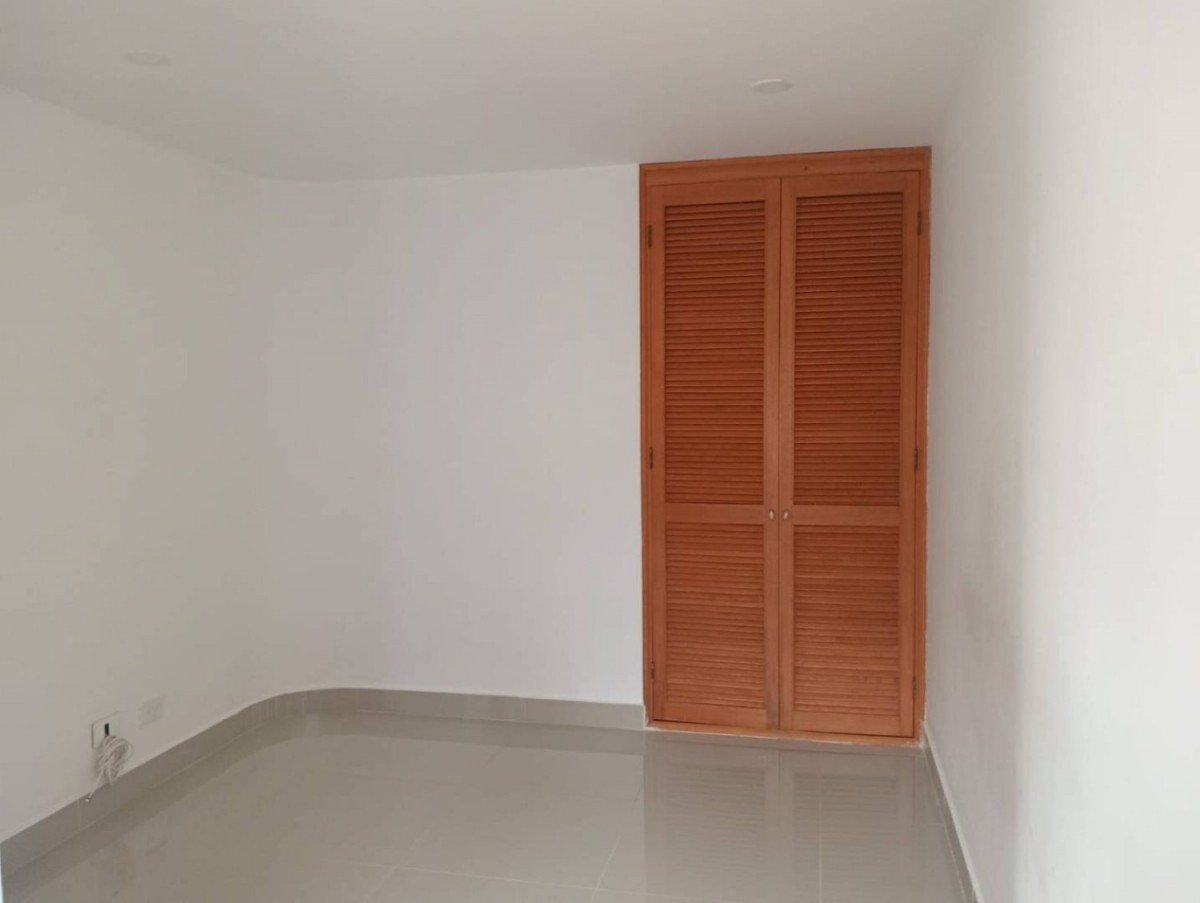 Apartamento en arriendo en San Lucas, Medellín · foto 5 de 20