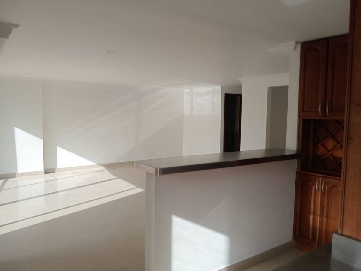 Apartamento en arriendo en San Lucas, Medellín · foto 12 de 20
