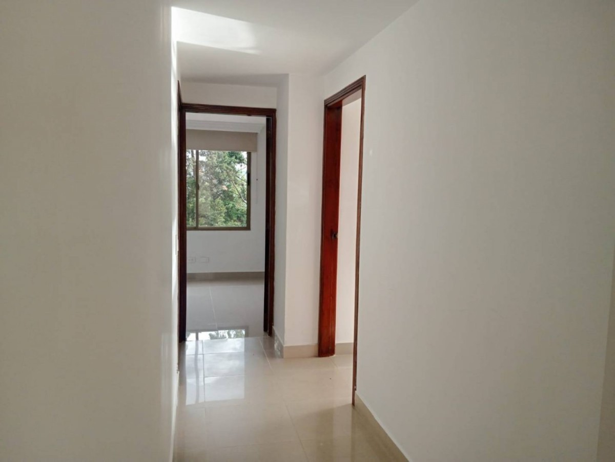 Apartamento en arriendo en San Lucas, Medellín · foto 14 de 20