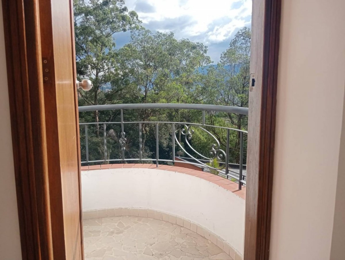Apartamento en arriendo en San Lucas, Medellín · foto 18 de 20