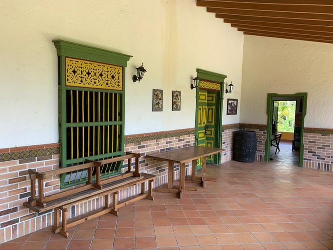 Finca en arriendo en La Hondita, Guarne, 245 m² · foto 5 de 24