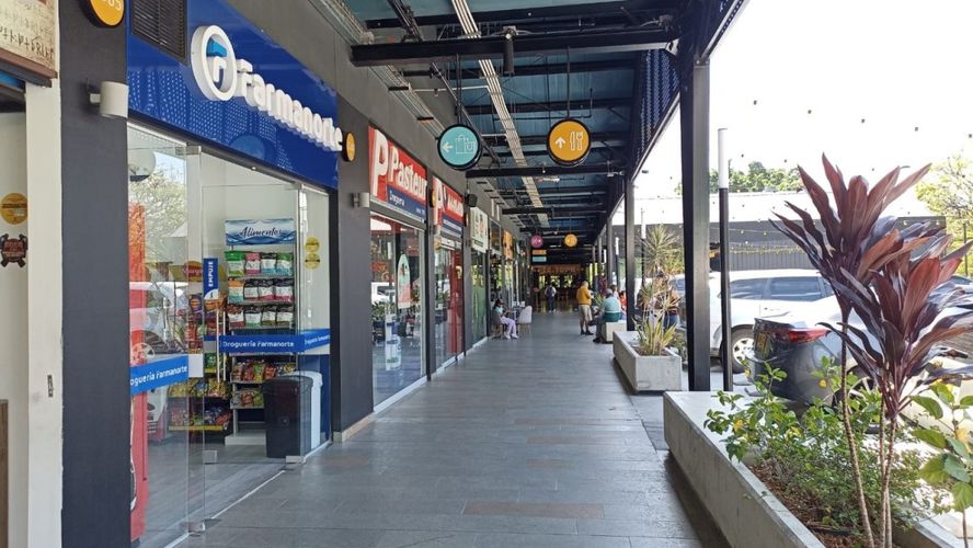 Local en venta en Los Colores, Medellín, 27 m² · foto 6 de 8