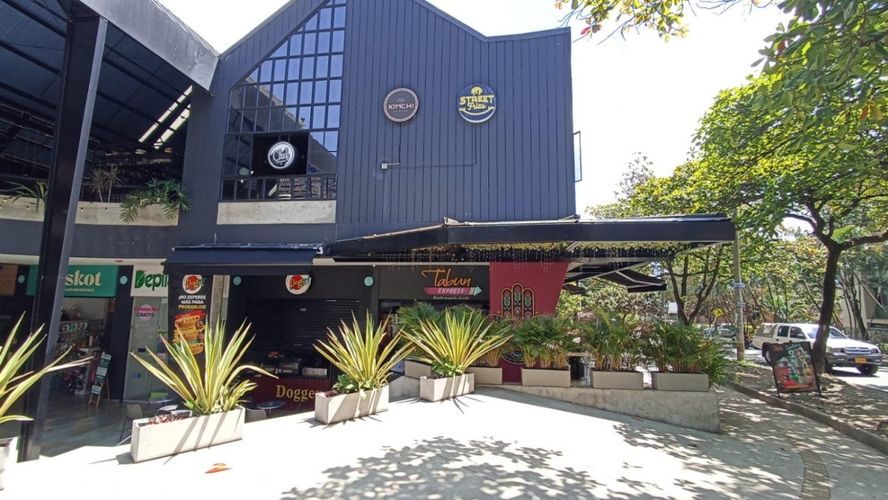 Local en venta en Los Colores, Medellín, 113 m² · foto 8 de 12