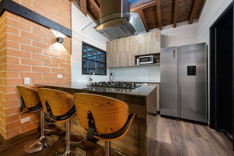 Casa de 3 alcobas en venta en El Plan, Medellín, 195 m² · foto 11 de 24