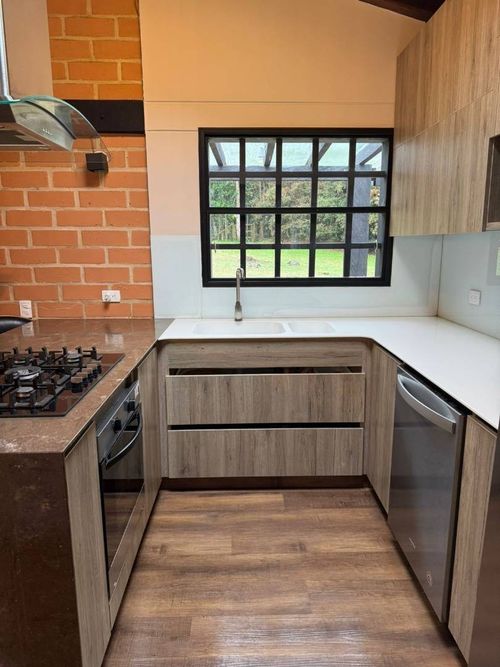 Casa de 3 alcobas en venta en El Plan, Medellín, 195 m² · foto 12 de 24