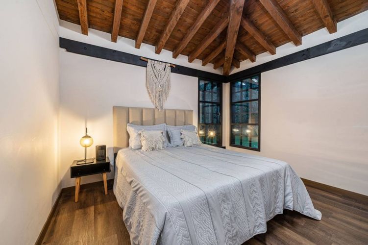 Casa de 3 alcobas en venta en El Plan, Medellín, 195 m² · foto 15 de 24