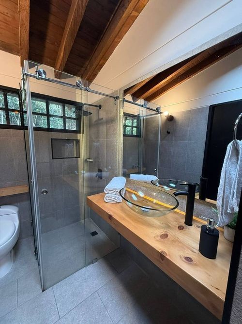 Casa de 3 alcobas en venta en El Plan, Medellín, 195 m² · foto 17 de 24