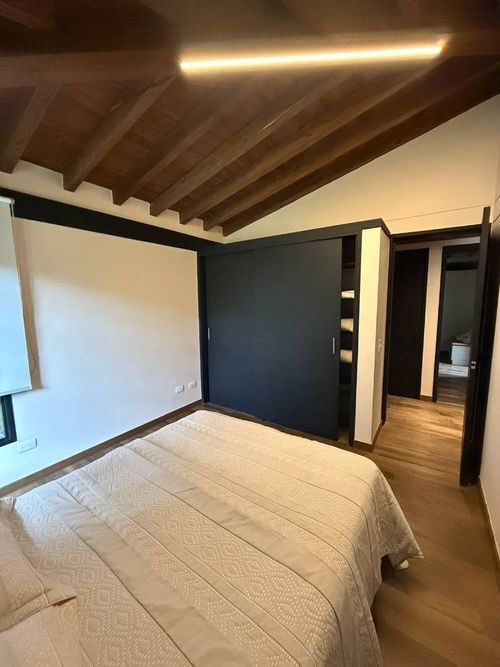 Casa de 3 alcobas en venta en El Plan, Medellín, 195 m² · foto 19 de 24