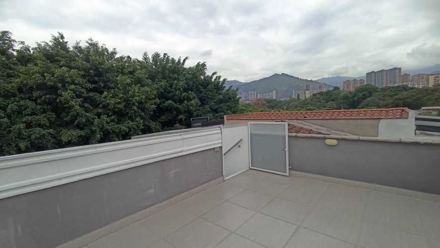 Casa de 3 alcobas en venta en Quintas Del Sol De La Mota, Medellín, 225 m² · foto 15 de 24