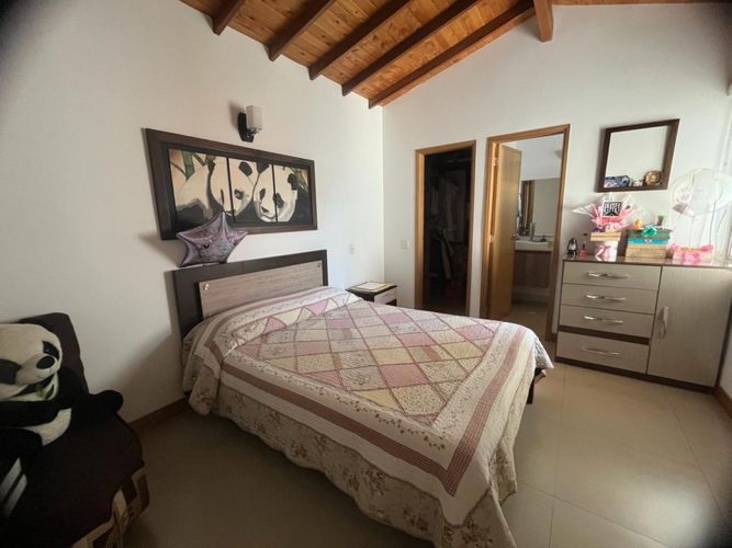 Casa de 5 alcobas en venta en San Antonio De Pereira, Rionegro, 160 m² · foto 19 de 24