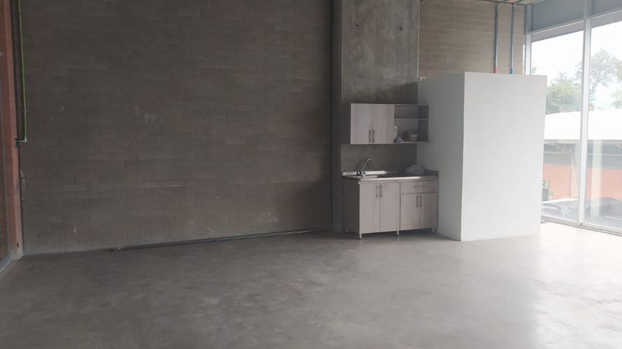 Local en venta en Santa Maria No. 2, Itagüí, 64 m² · foto 2 de 5