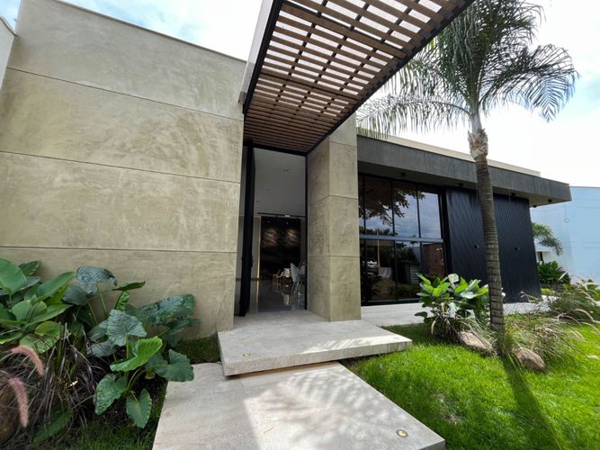 Casa de 5 alcobas en venta en Pance, Cali, 550 m² · foto 3 de 24