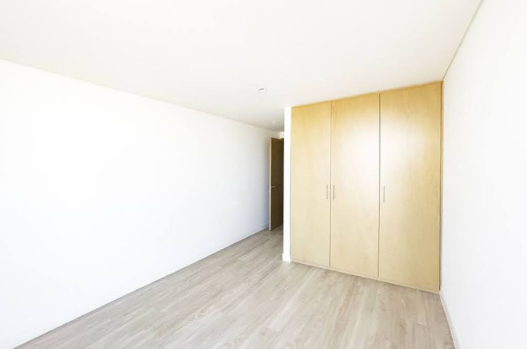 Apartamento de 3 alcobas en venta en Las Nieves, Bogotá, 131 m² · foto 6 de 6
