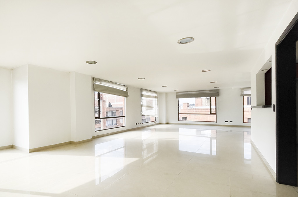 Apartamento en venta en Rincon Del Chico, Bogotá · foto 2 de 7