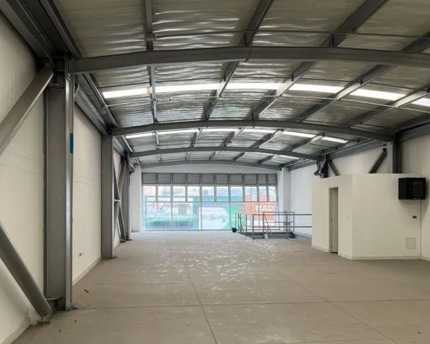 Local en arriendo en Mesa, Envigado, 280 m² · foto 2 de 6