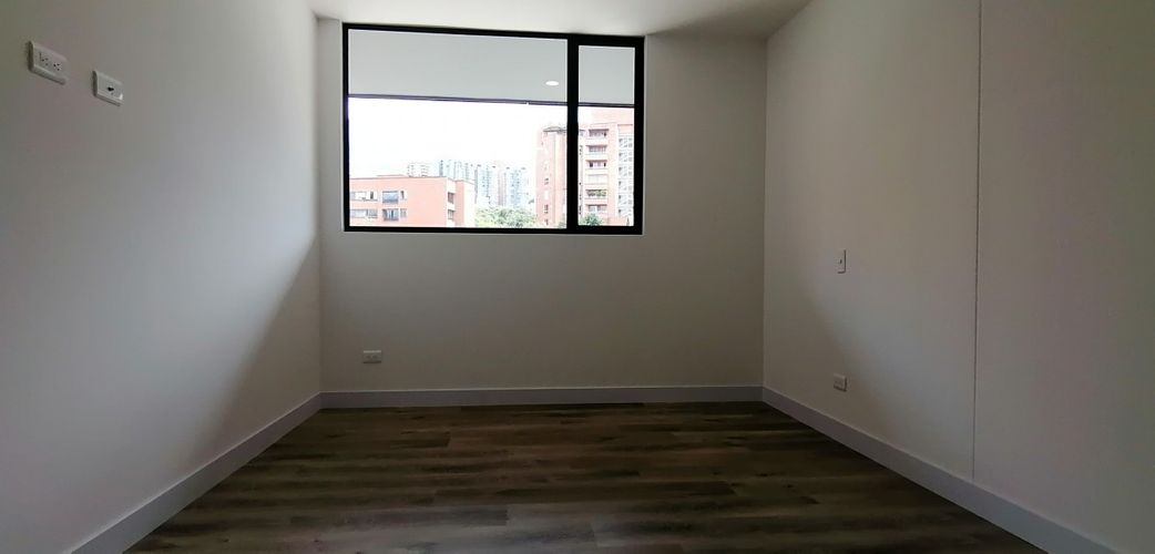 Apartaestudio en venta en La Aguacatala, Medellín, 50 m² · foto 11 de 14